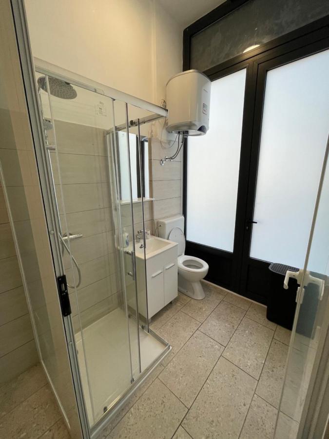 Two Bedroom Apartment N Split Exteriör bild