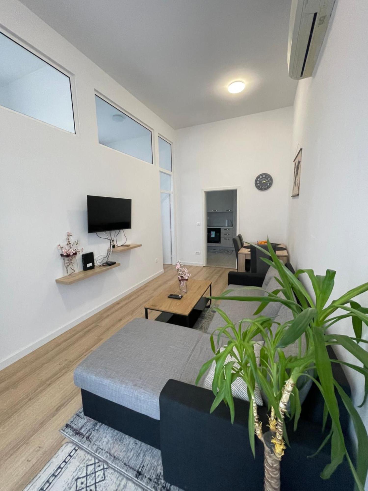 Two Bedroom Apartment N Split Exteriör bild